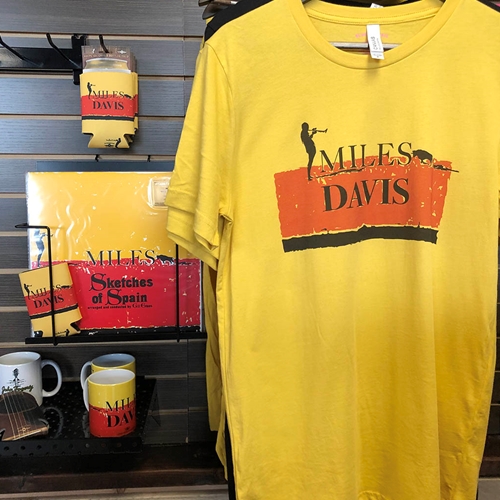 Classic Miles Davis T-Shirt - Lightweight Vintage Style - vintagemaizeyellow